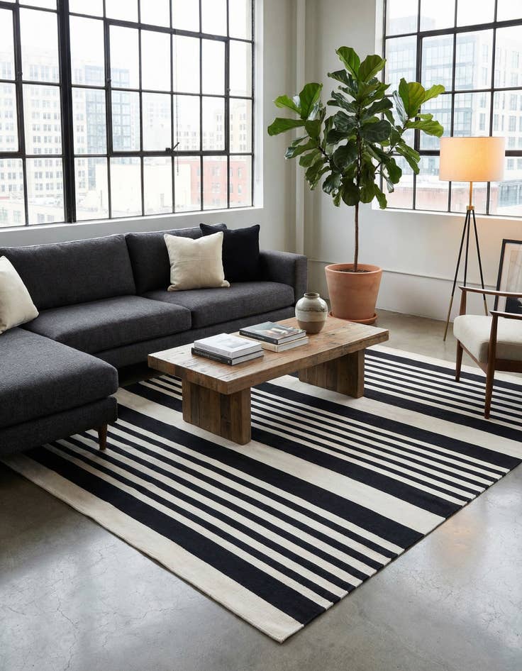 Detail image of 9' 10 x 9' 10 Milano Square Rug