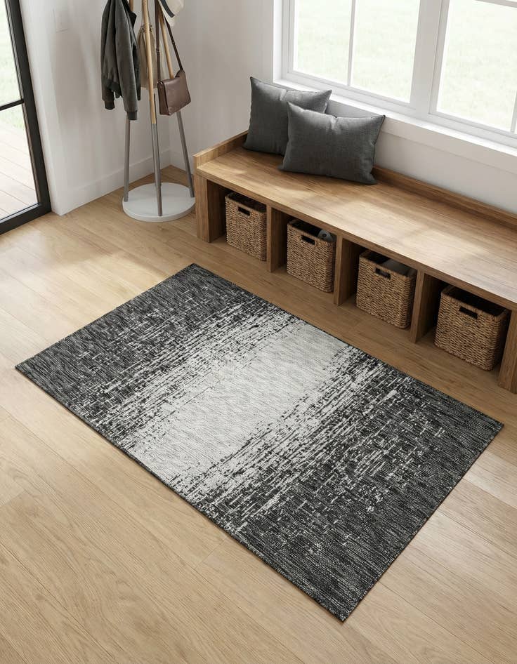 Detail image of 3' x 5' 3 Easy-Clean Modern Indoor / Outdoor Rug