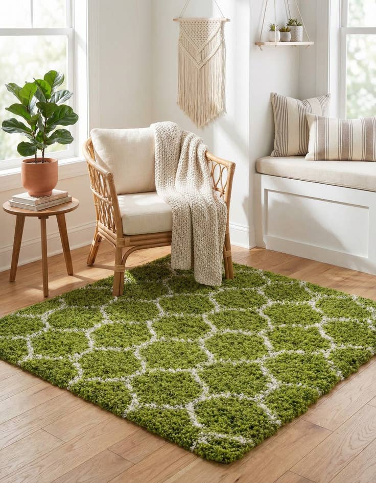 Detail image of 4' x 4' Trellis Shag Square Rug