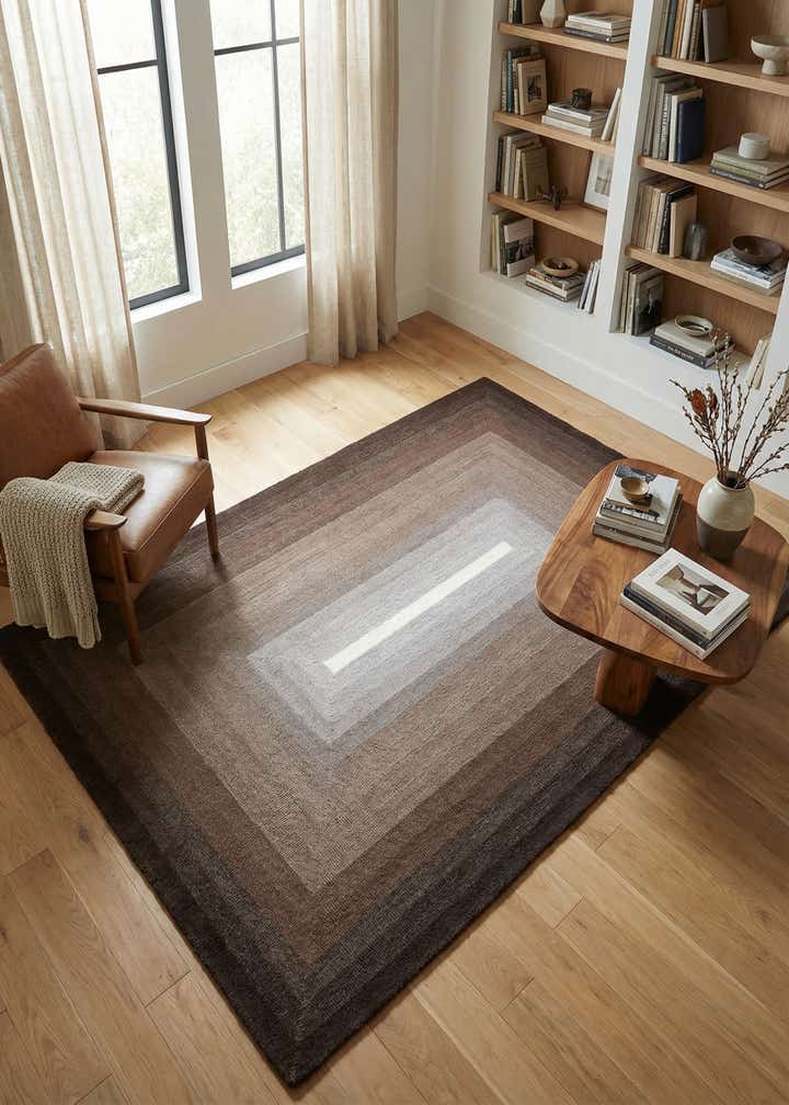 5' 1 x 8' Ombre Wool Rug