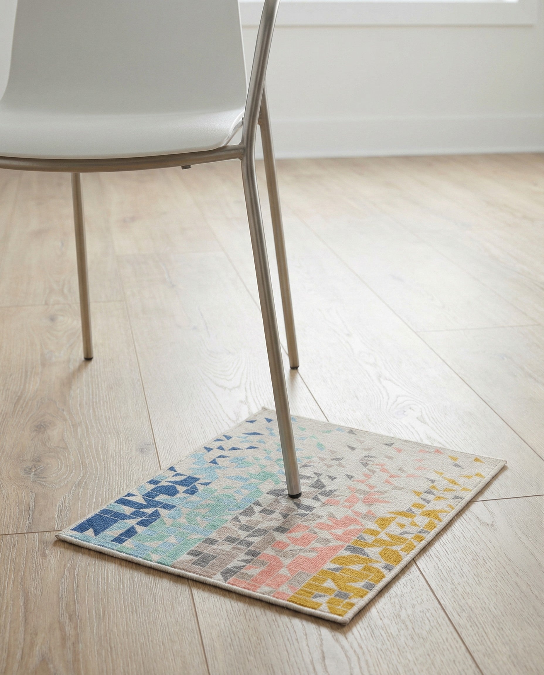 1' 4 x 1' 4 Lotus Sample Rug