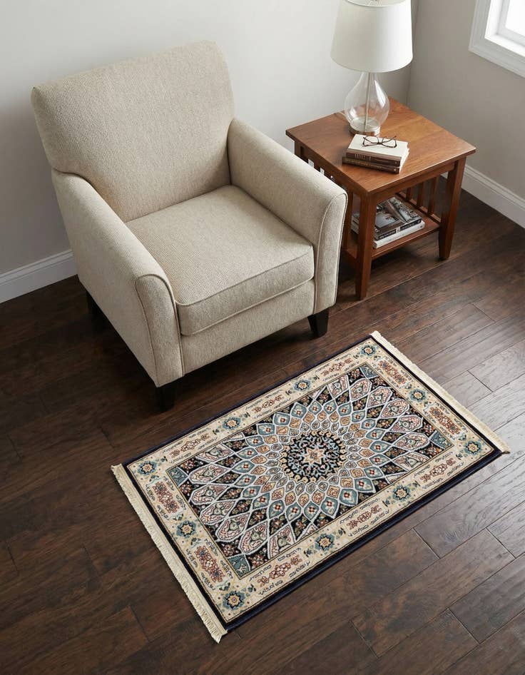 Detail image of 2' x 3' Nain Design Rug