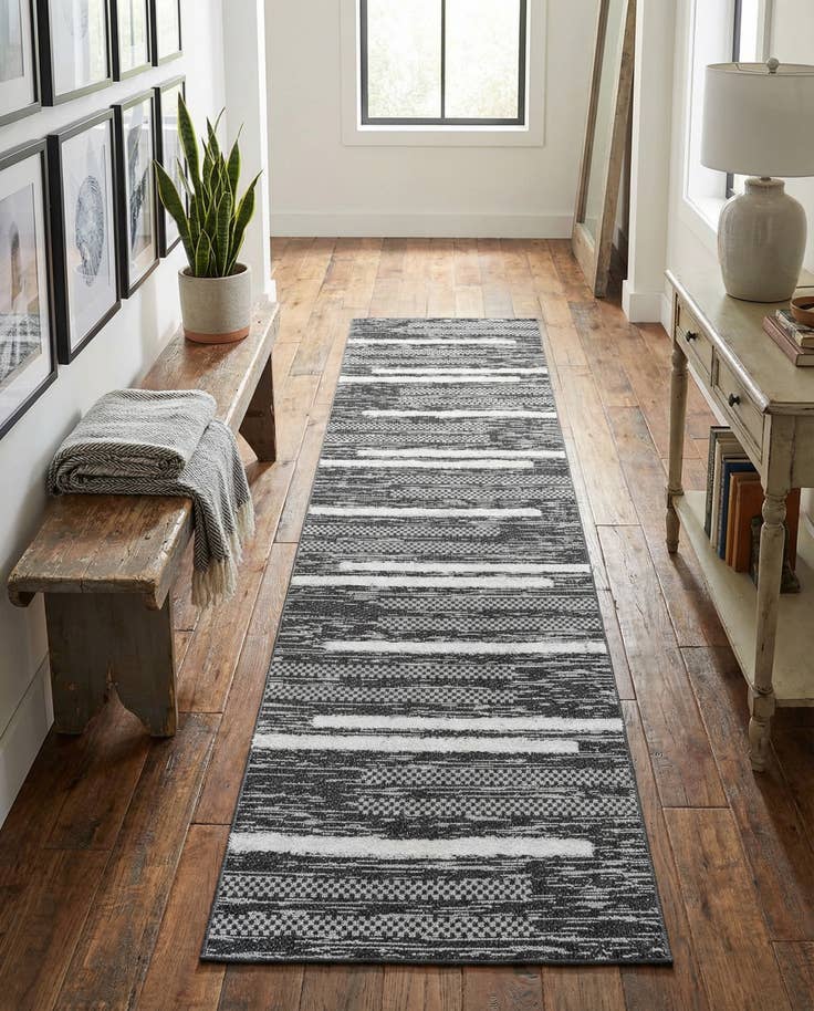 Detail image of 2' 7 x 10' Abbey Runner Rug