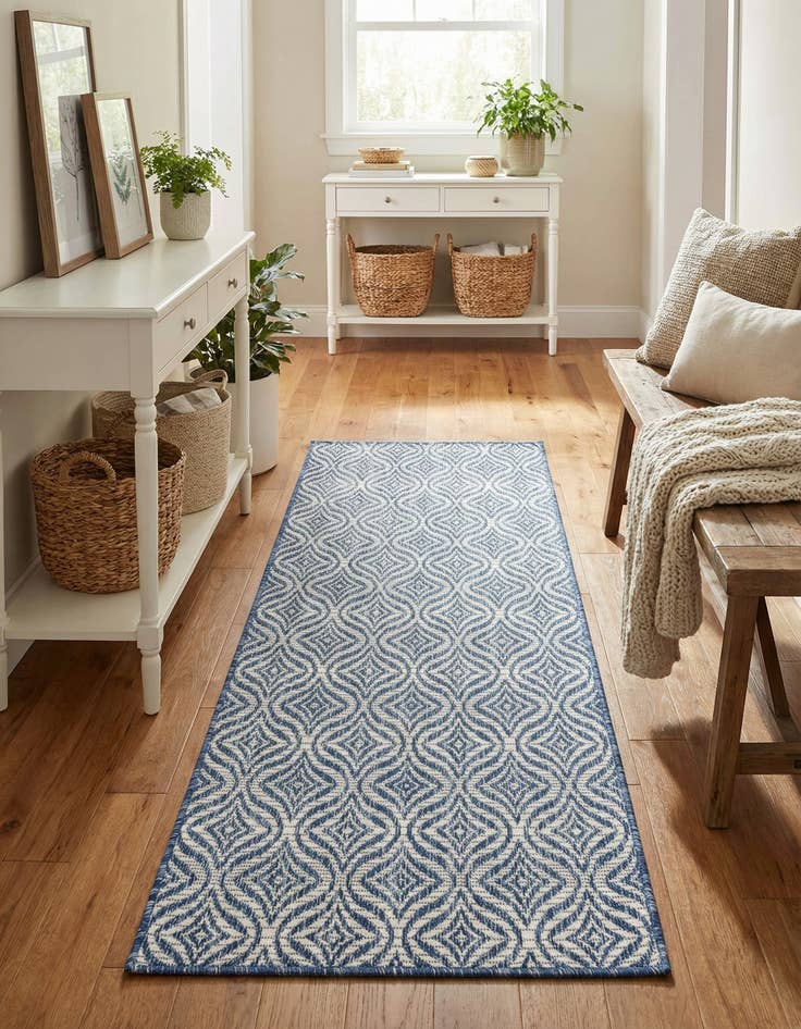 Detail image of 2' x 6' Washable Lattice Indoor / Outdoor Runner Rug