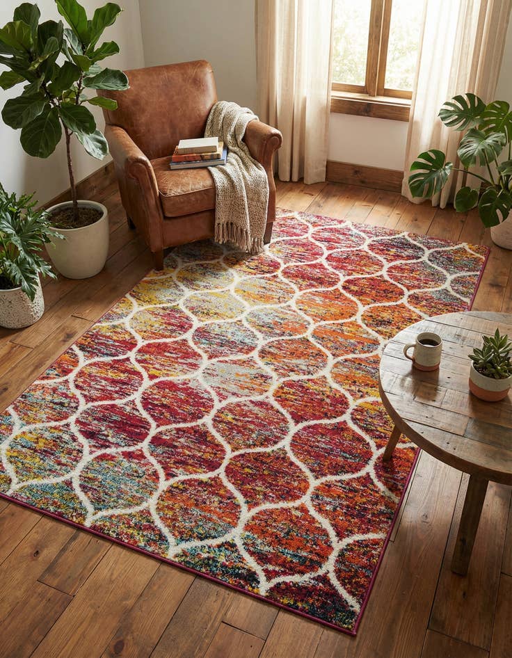 Detail image of  4' x 6' Lattice Frieze Rug