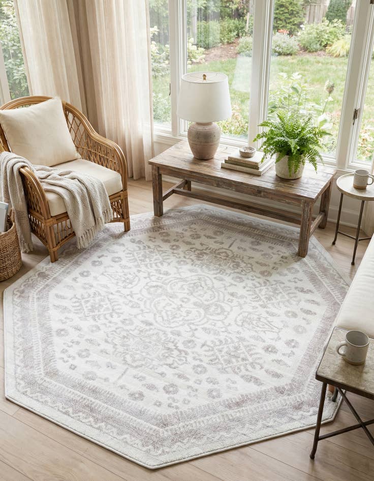 Detail image of 7' x 7' Oxford Octagon Rug