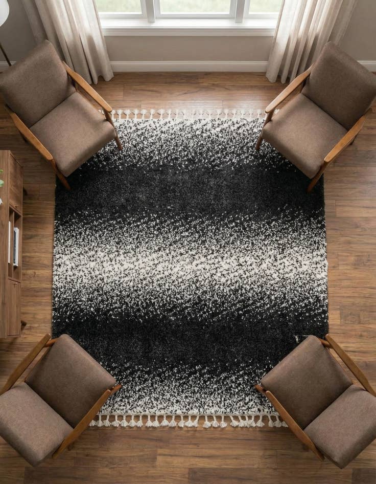 Detail image of 7' 10 x 7' 10 Lagom Shag Square Rug