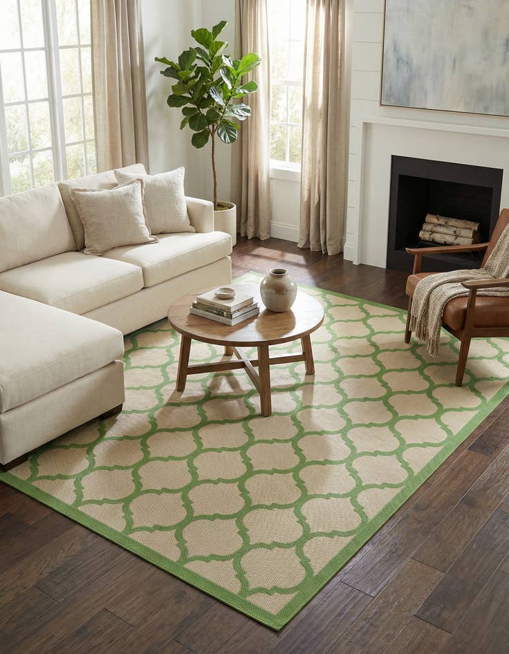 Detail image of 8' x 11' 4 Washable Lattice Indoor / Outdoor Rug