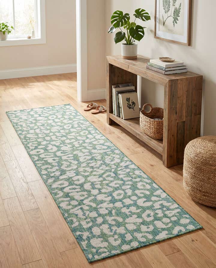 2' x 8' Easy-Clean Safari Indoor / Outdoor Runner Rug