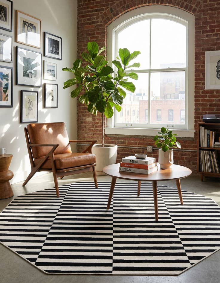 Detail image of 7' 10 x 7' 10 Tribeca Octagon Rug