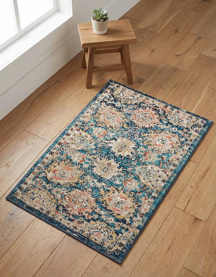 Detail image of 2' x 3' Lola Rug