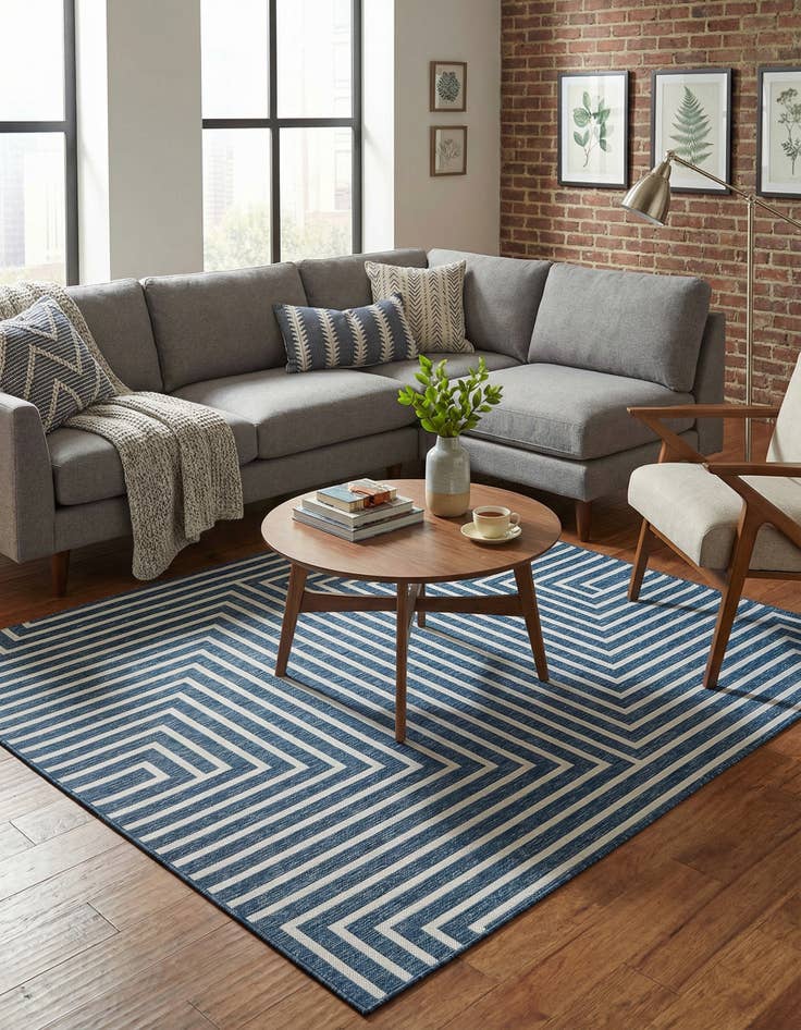 Detail image of 7' 10 x 7' 10 Washable Modern Indoor / Outdoor Square Rug