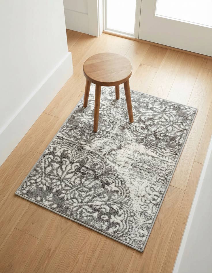 Detail image of 2' x 3' Monte Carlo Rug