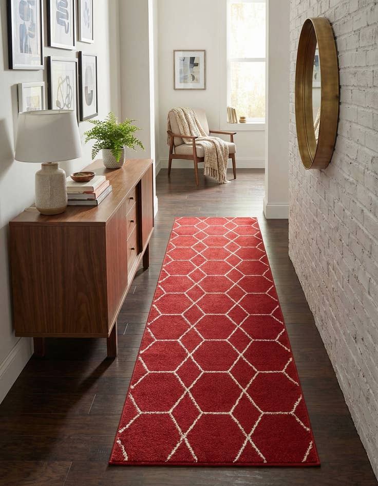 Detail image of 2' x 6' Trellis Frieze Runner Rug