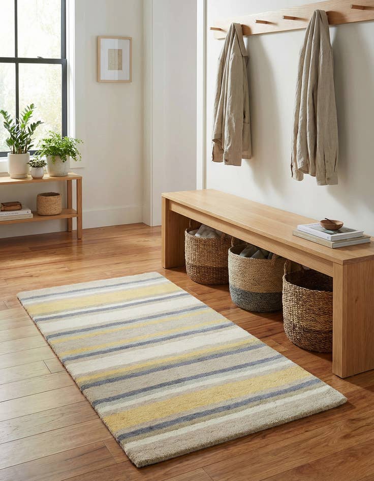 Detail image of 2' 8 x 4' 10 Luna Wool Rug