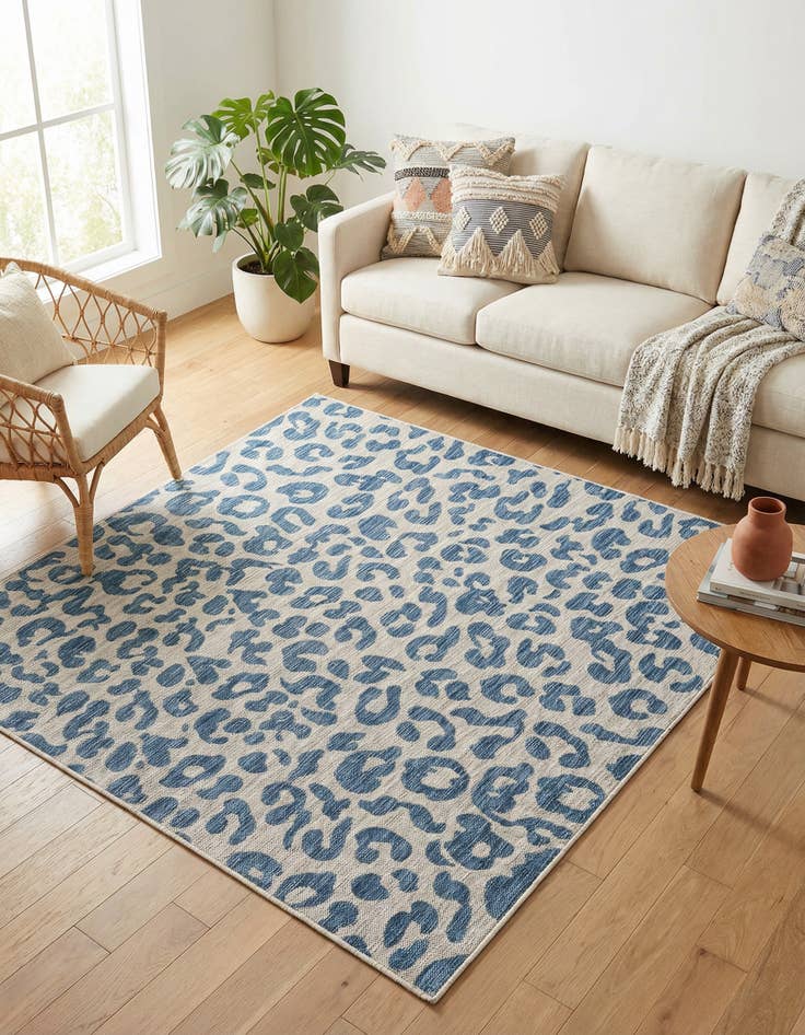 Detail image of 6' x 6' Easy-Clean Safari Indoor / Outdoor Square Rug
