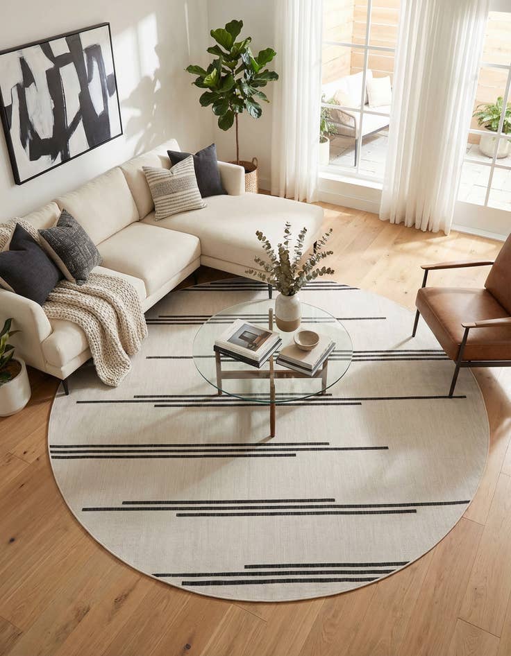 Detail image of 10' x 10'  Washable Modern Indoor / Outdoor Round Rug