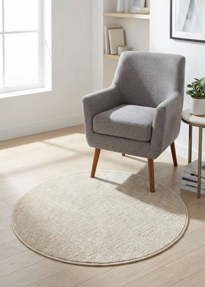 3' x 3' Easy-Clean Sabrina Soto Indoor / Outdoor Round Rug