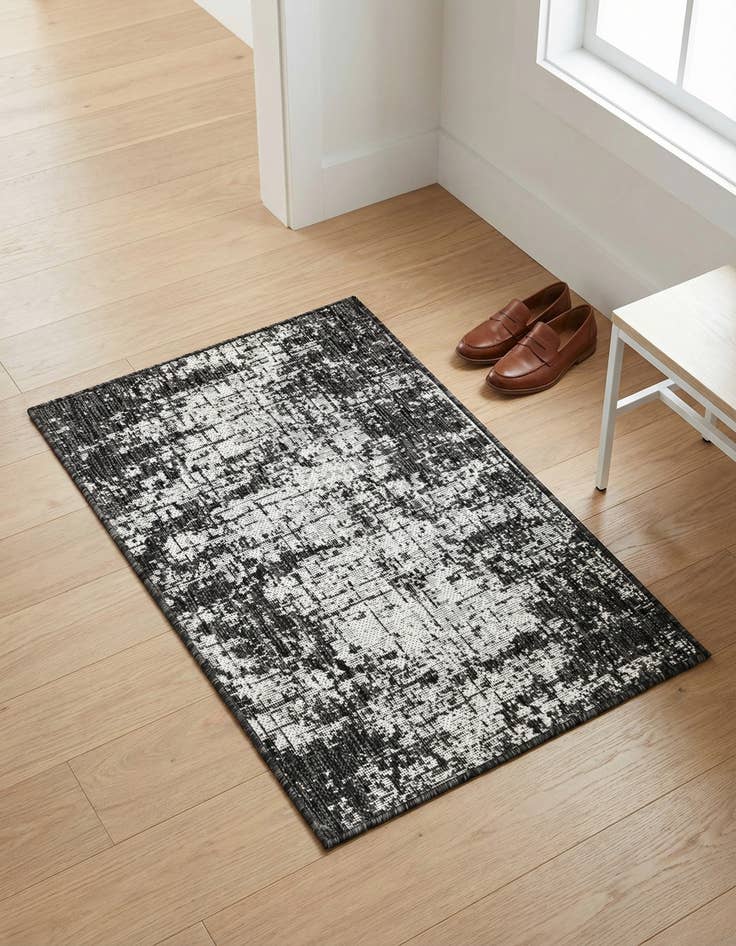 Detail image of 2' x 3' Easy-Clean Modern Indoor / Outdoor Rug
