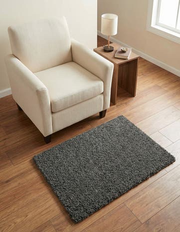 2' x 3' Solid Shag Rug