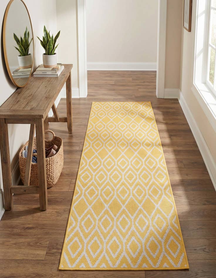 Detail image of 2' x 6' Easy-Clean Jill Zarin Turks and Caicos Indoor / Outdoor Runner Rug