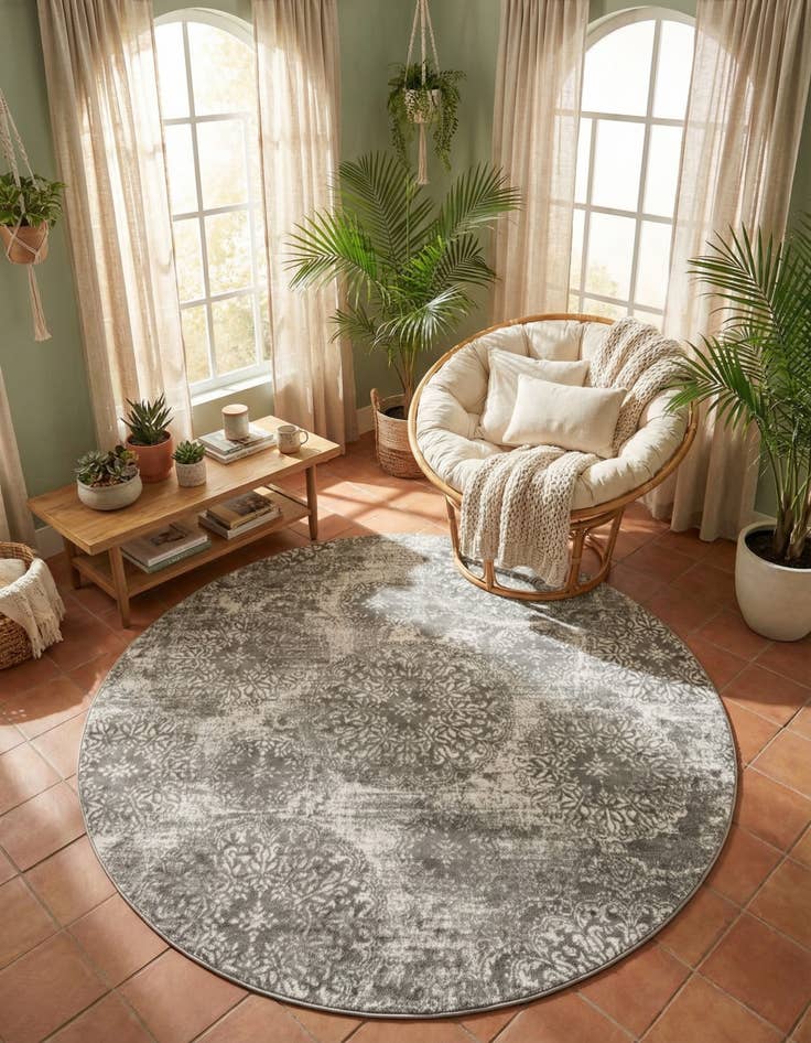 Detail image of 7' 10 x 7' 10 Monte Carlo Round Rug