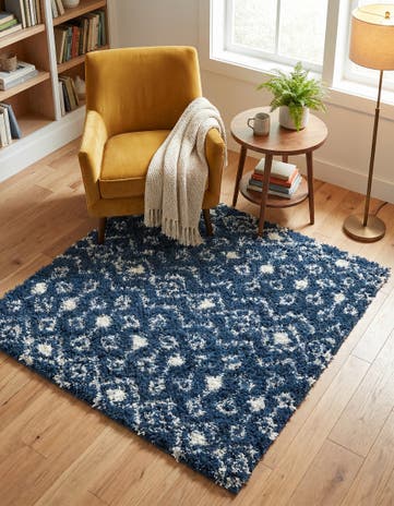 4' x 4' Moroccan Trellis Shag Square Rug