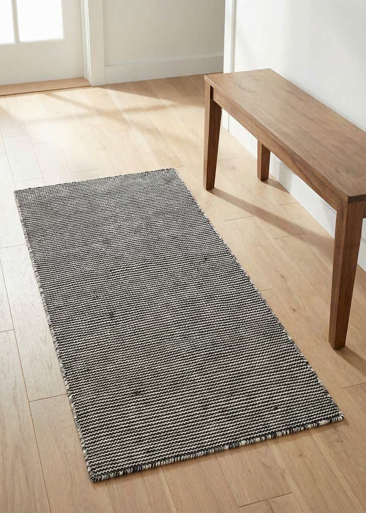 2' x 4' 1 Easy-Clean Jill Zarin Palm Springs Indoor / Outdoor Runner Rug