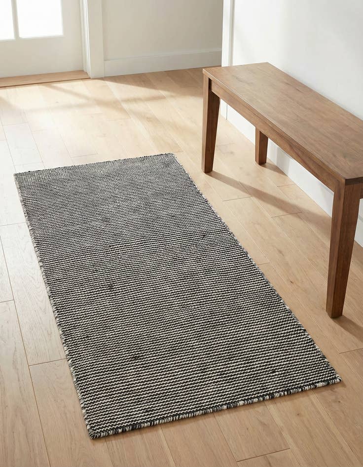 Detail image of 2' x 4' 1 Easy-Clean Jill Zarin Palm Springs Indoor / Outdoor Runner Rug