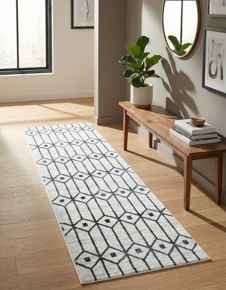 Detail image of 2' x 6' Lattice Trellis Runner Rug