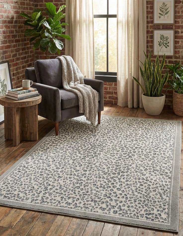 Detail image of 5' x 7' Savannah Rug