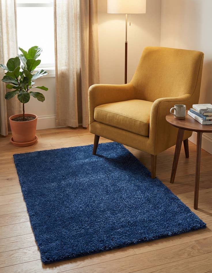 Detail image of 2' 2 x 3' Solid Frieze Rug