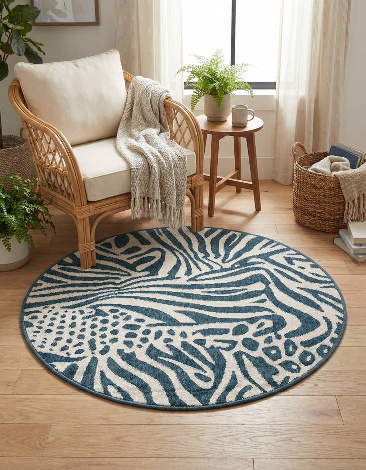 Detail image of 3' x 3' Washable Safari Indoor / Outdoor Round Rug