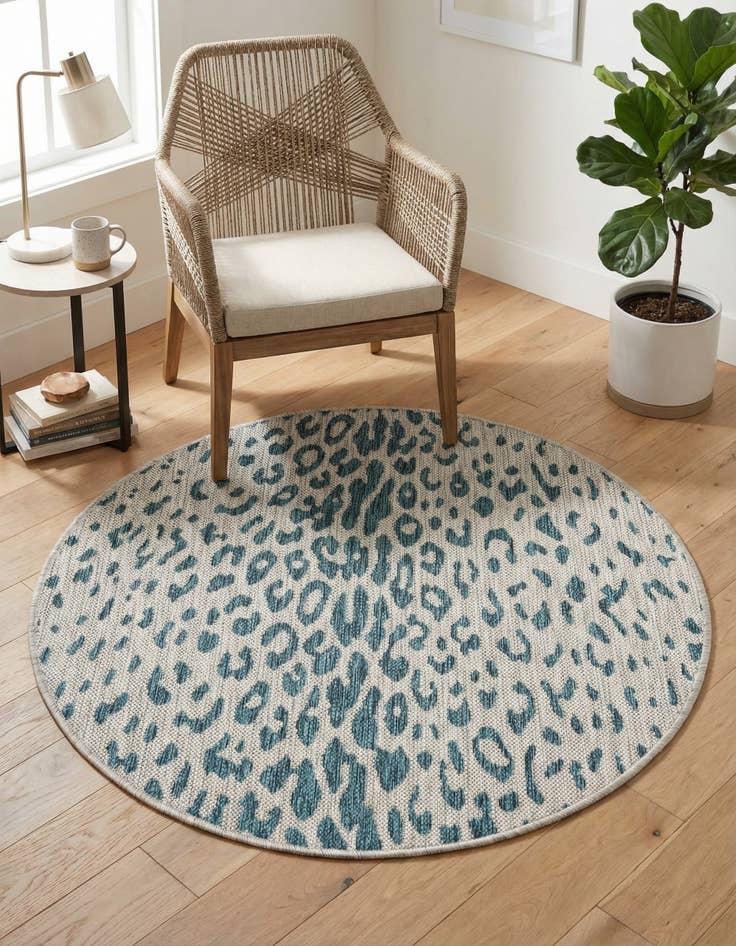 Detail image of 3' x 3'  Washable Safari Indoor / Outdoor Round Rug