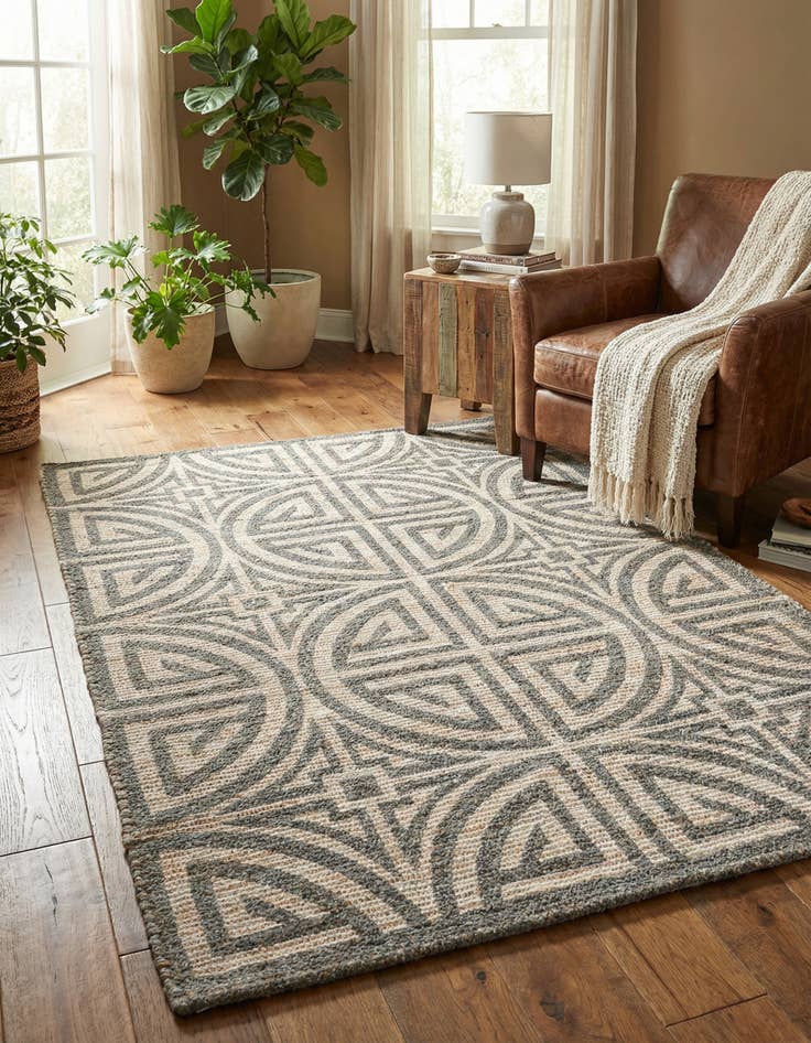 Detail image of 4' 1 x 6' 1 Hand Woven Chenille Jute Rug