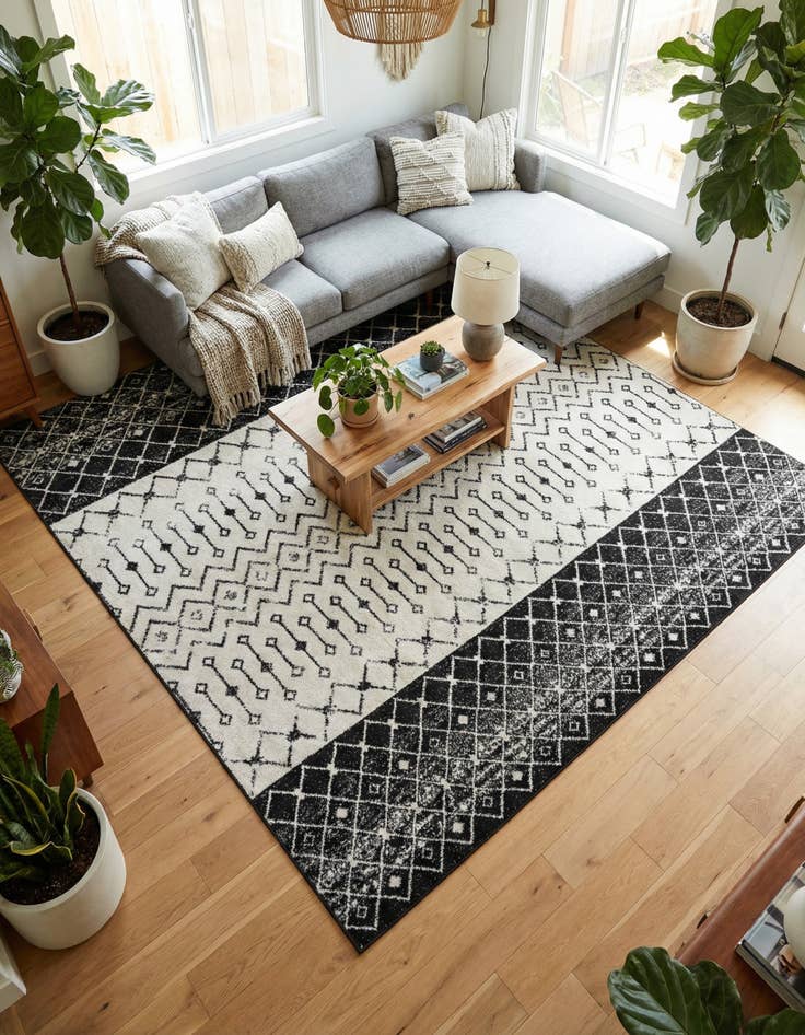 Detail image of 9' x 12' Moroccan Trellis Rug