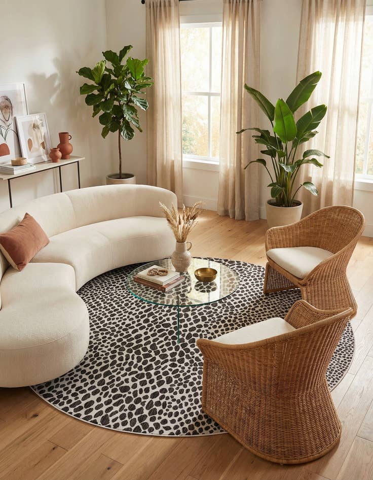 Detail image of 10' 8 x 10' 8  Washable Jill Zarin Cape Town Indoor / Outdoor Round Rug