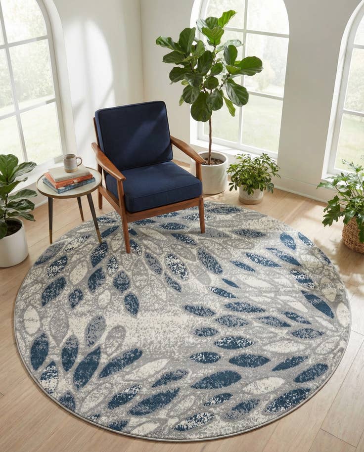 Detail image of 7' x 7' Charleston Round Rug