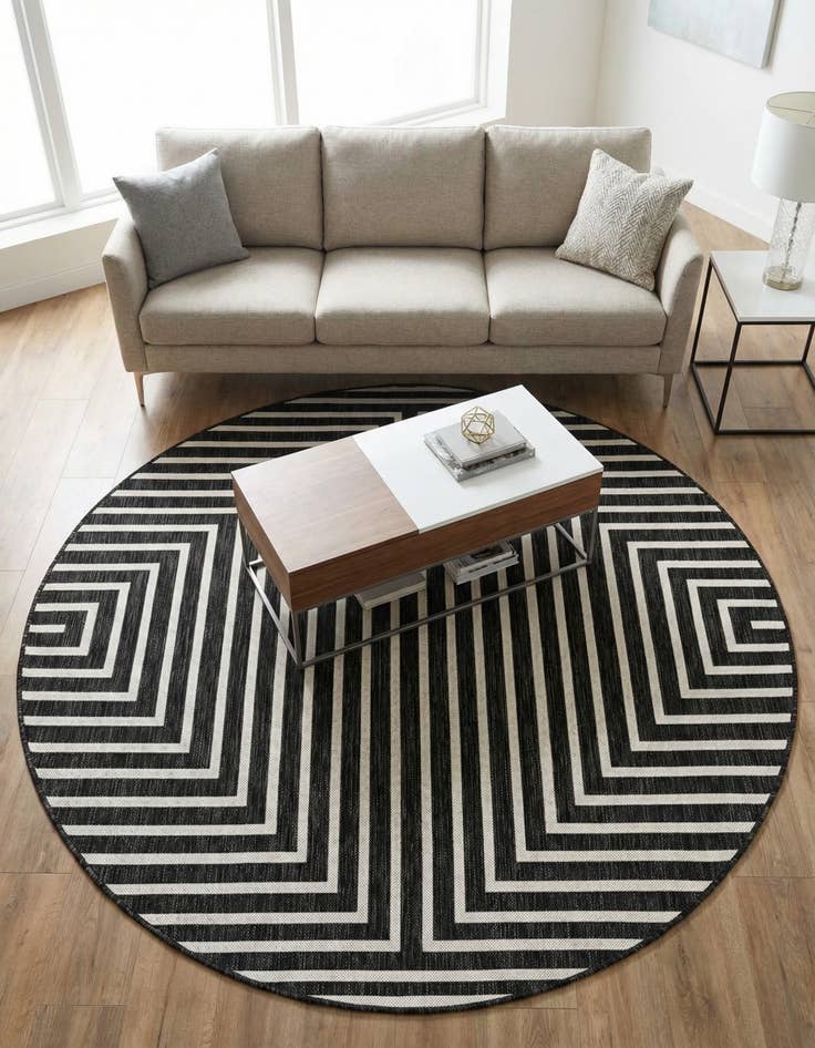 Detail image of 6' x 6' Washable Modern Indoor / Outdoor Round Rug