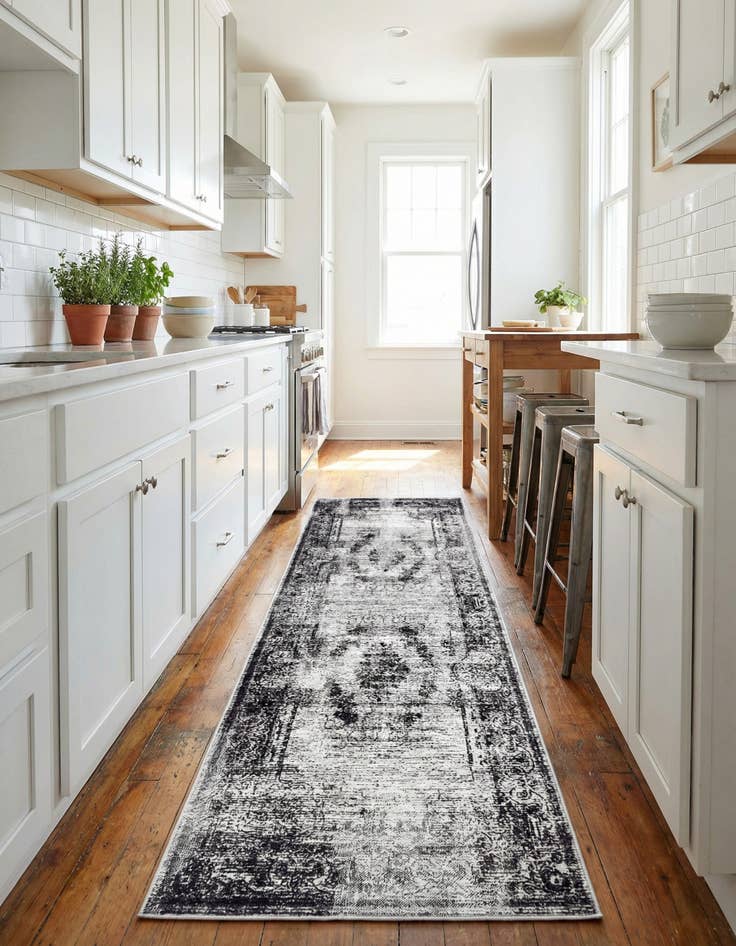 Detail image of 2' 7 x 10' Aarhus Runner Rug