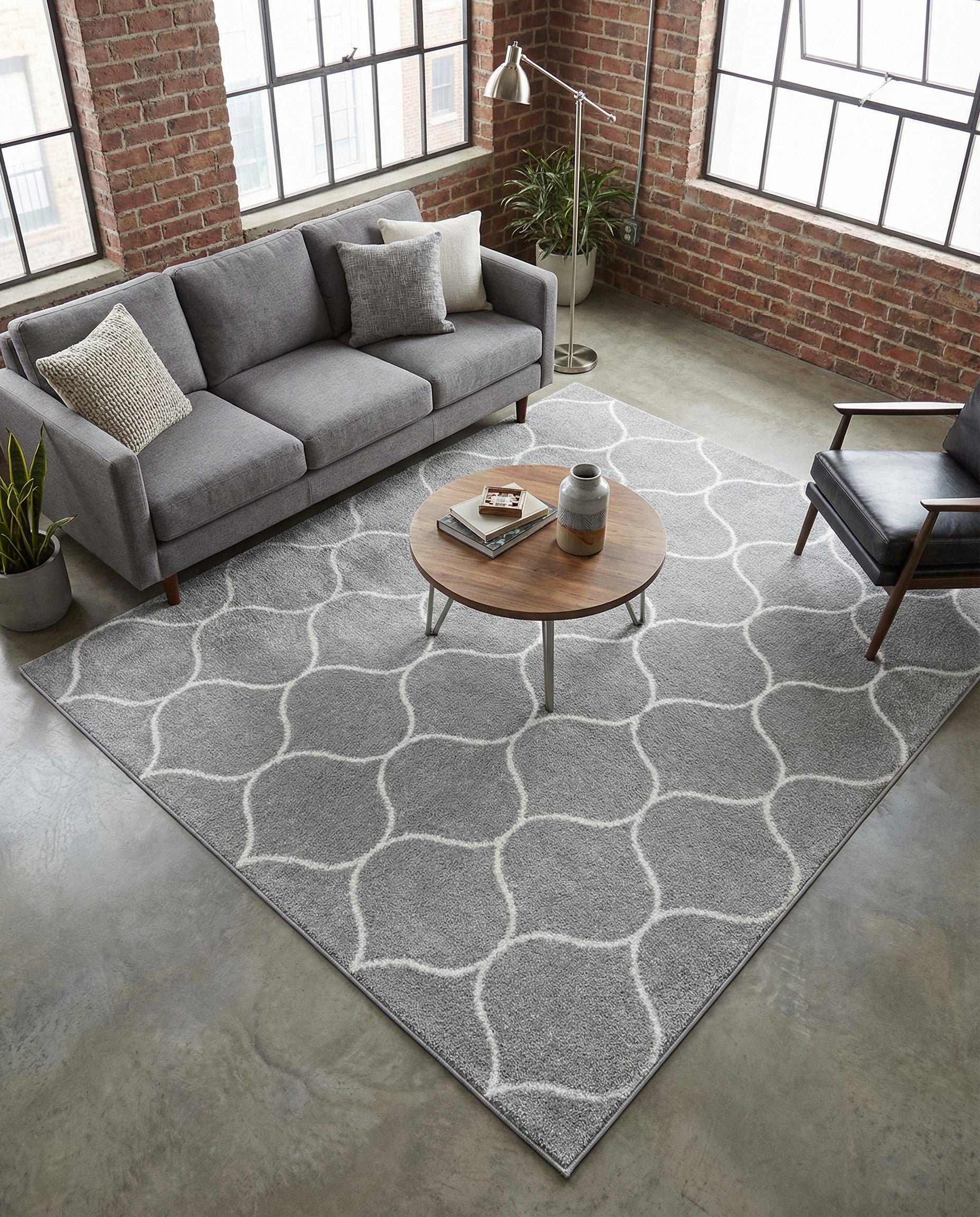 7' x 7' Lattice Frieze Square Rug