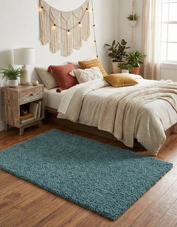 4' x 6' Solid Shag Rug