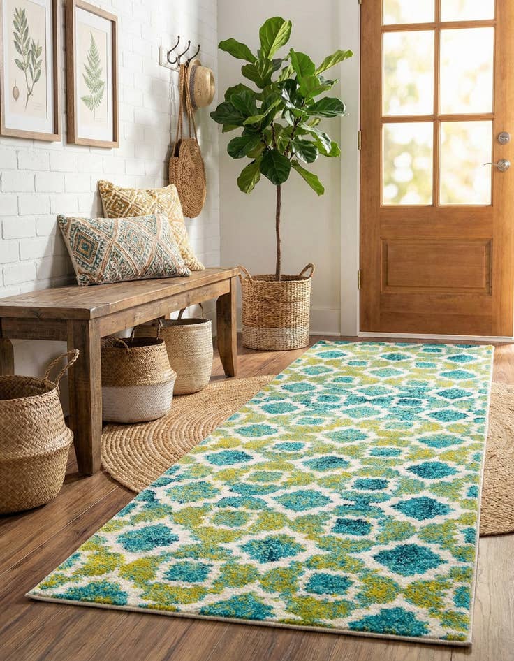 Detail image of 2' x 6' Azalea Runner Rug