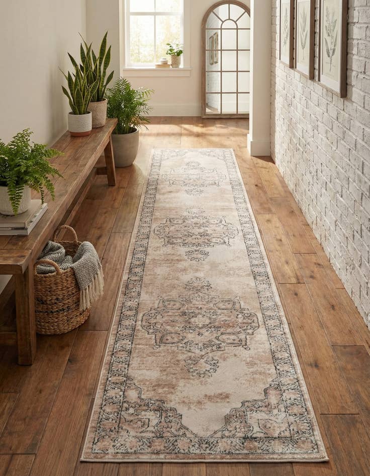 Detail image of 2' 7 x 13' Oregon Runner Rug