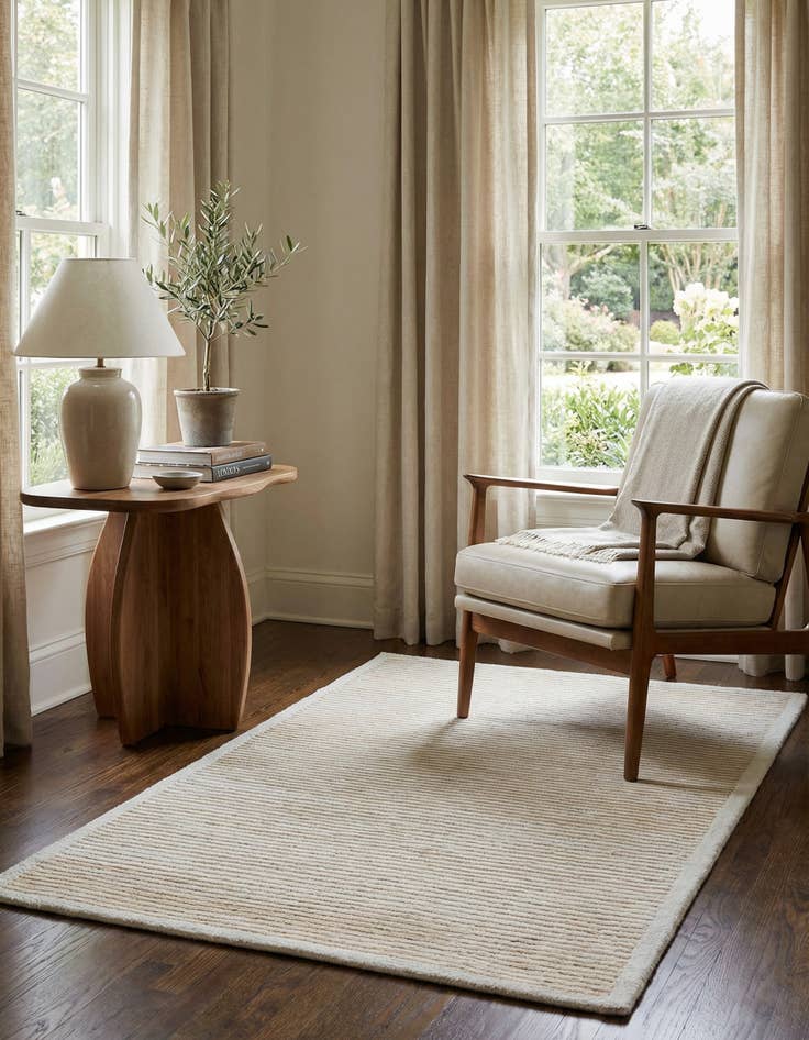 Detail image of 2' 11 x 4' 9 Hand Knotted Darya Wool Rug