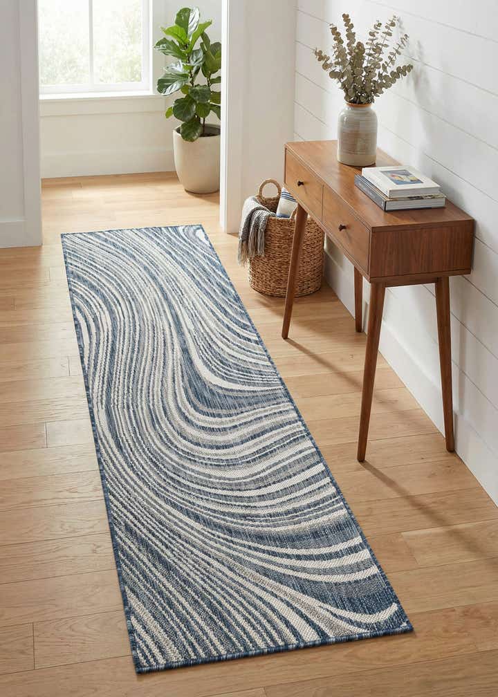 2' x 6' Easy-Clean Modern Indoor / Outdoor Runner Rug