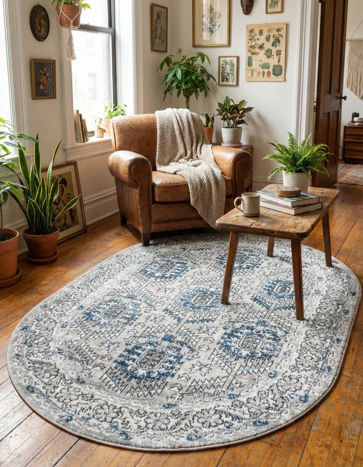 Detail image of 4' x 6' Nyla Oval Rug