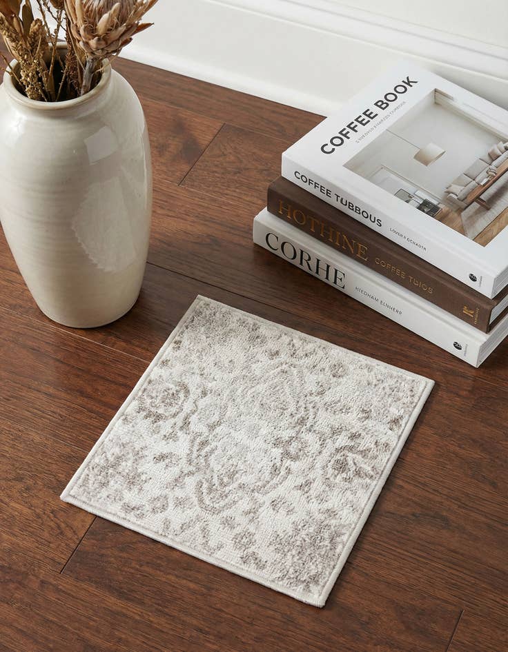 Detail image of 1' 4 x 1' 4 Oxford Sample Rug