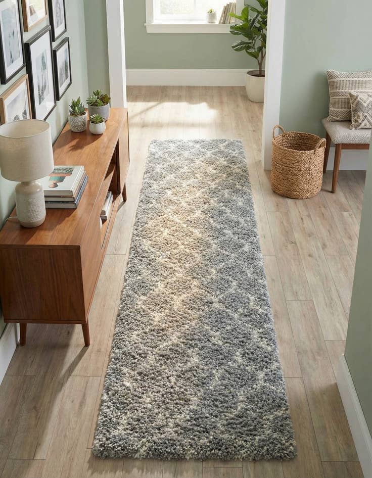 Detail image of 2' 7 x 12' Trellis Shag Runner Rug