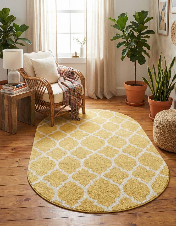 Detail image of 5' 3 x 8' Trellis Frieze Oval Rug